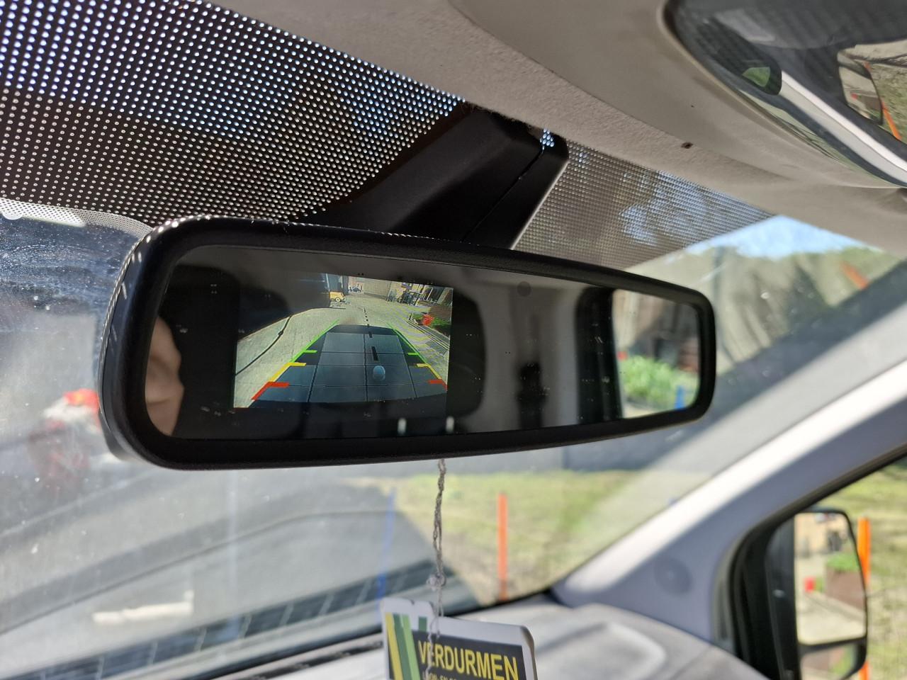 Ford Transit Custom Champions Edition