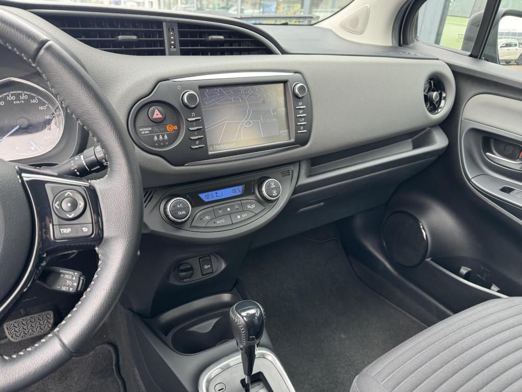 Toyota Yaris 1.5 hybrid active