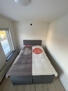 Te koop: boxspring met opbergruimte