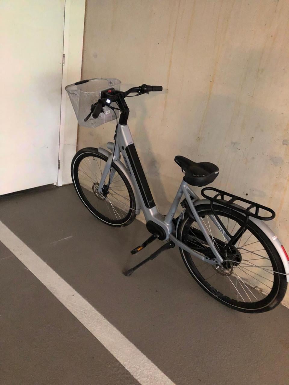 Cortina electrische fiets met slechts 156 km op de teller