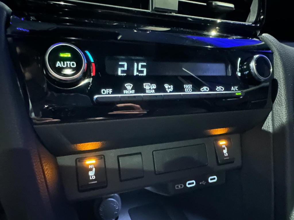 Toyota Yaris Cross 1.5 hybrid 130 dynamic *acc*winterpakket*camera*17inch*