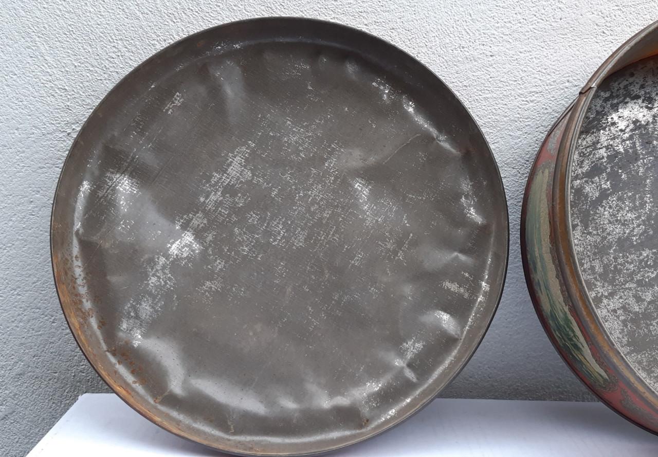 Blik van Melle's toffees Breskens, superieure kwaliteit,  Ø 27cm., 11 cm. ↑