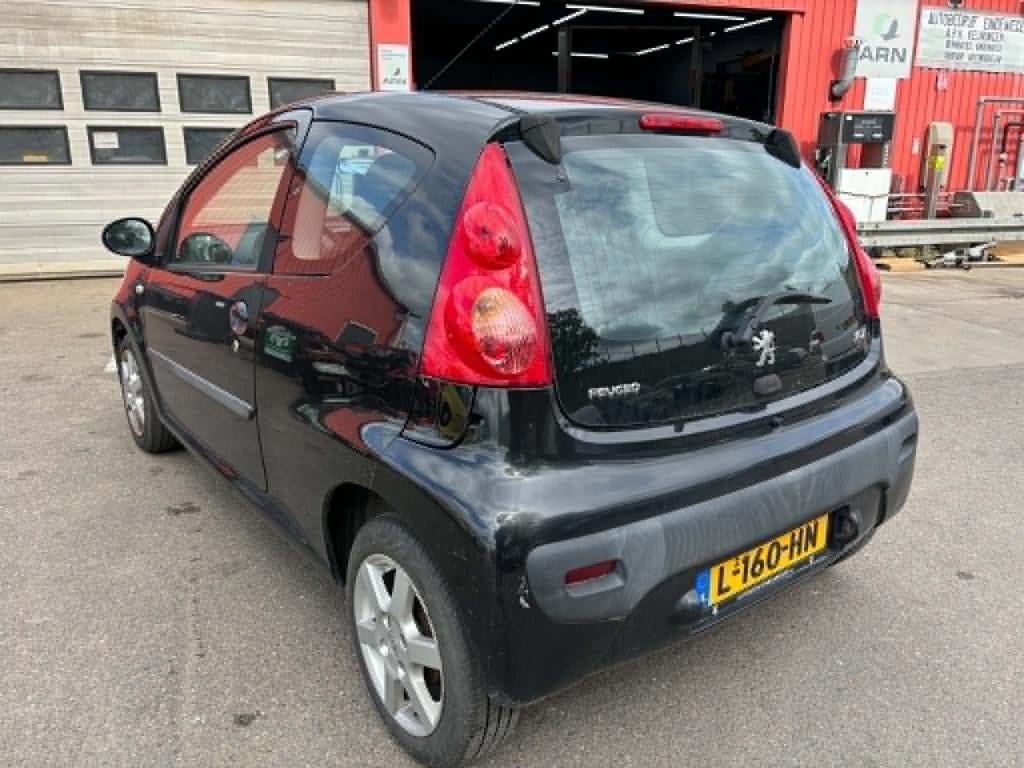 Peugeot 107 1.0-12v xr