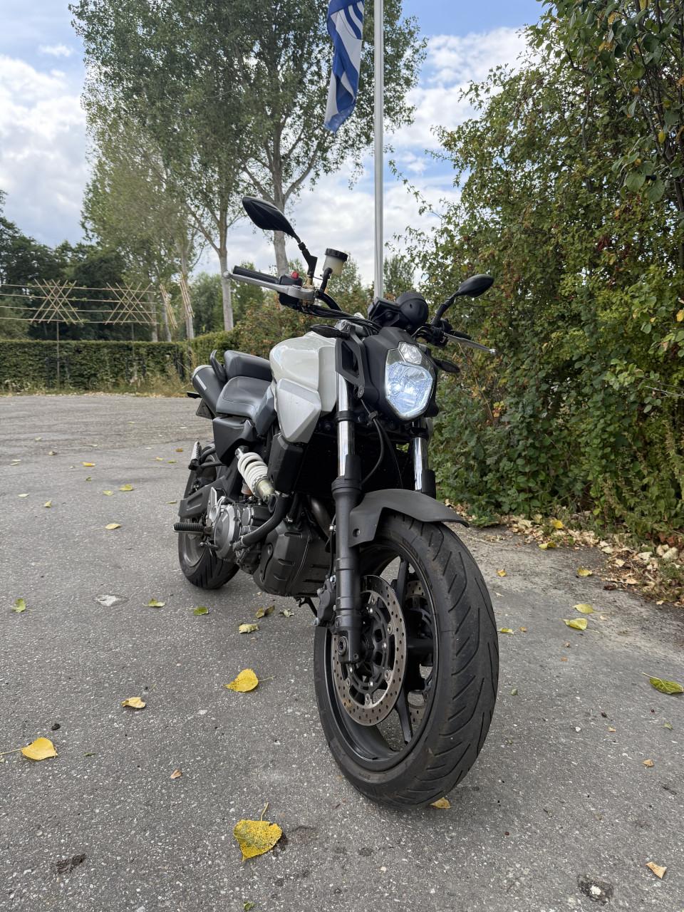 Yamaha mt-03