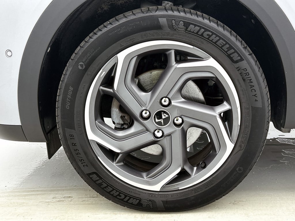 Ds Ds 3 crossback 130 pk automaat grand chic | rijklaar | leer |