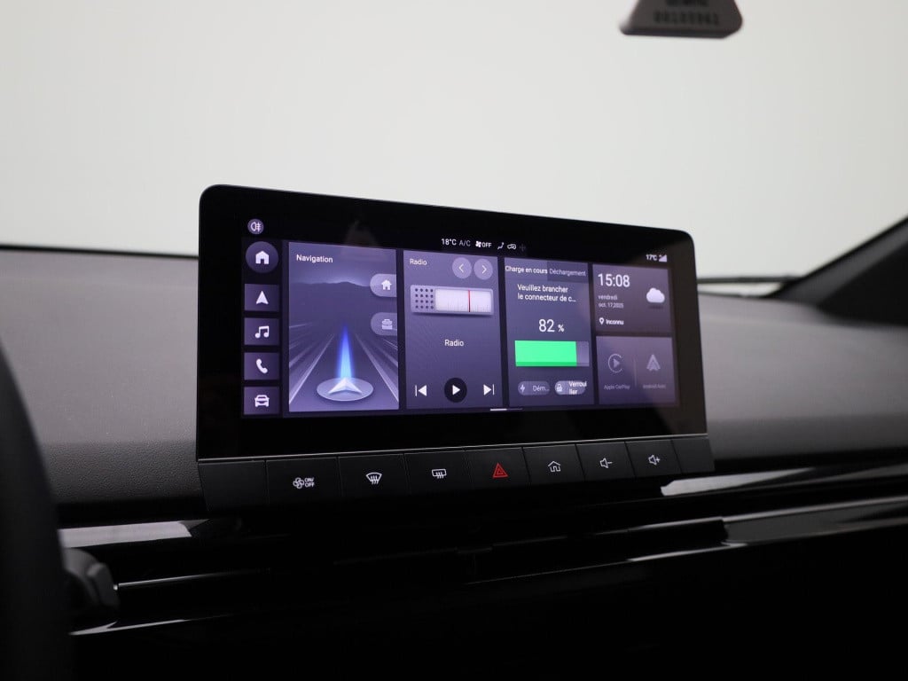 MG Mg4 64 kwh luxury | automaat | navigatie | climate control | apple carpl