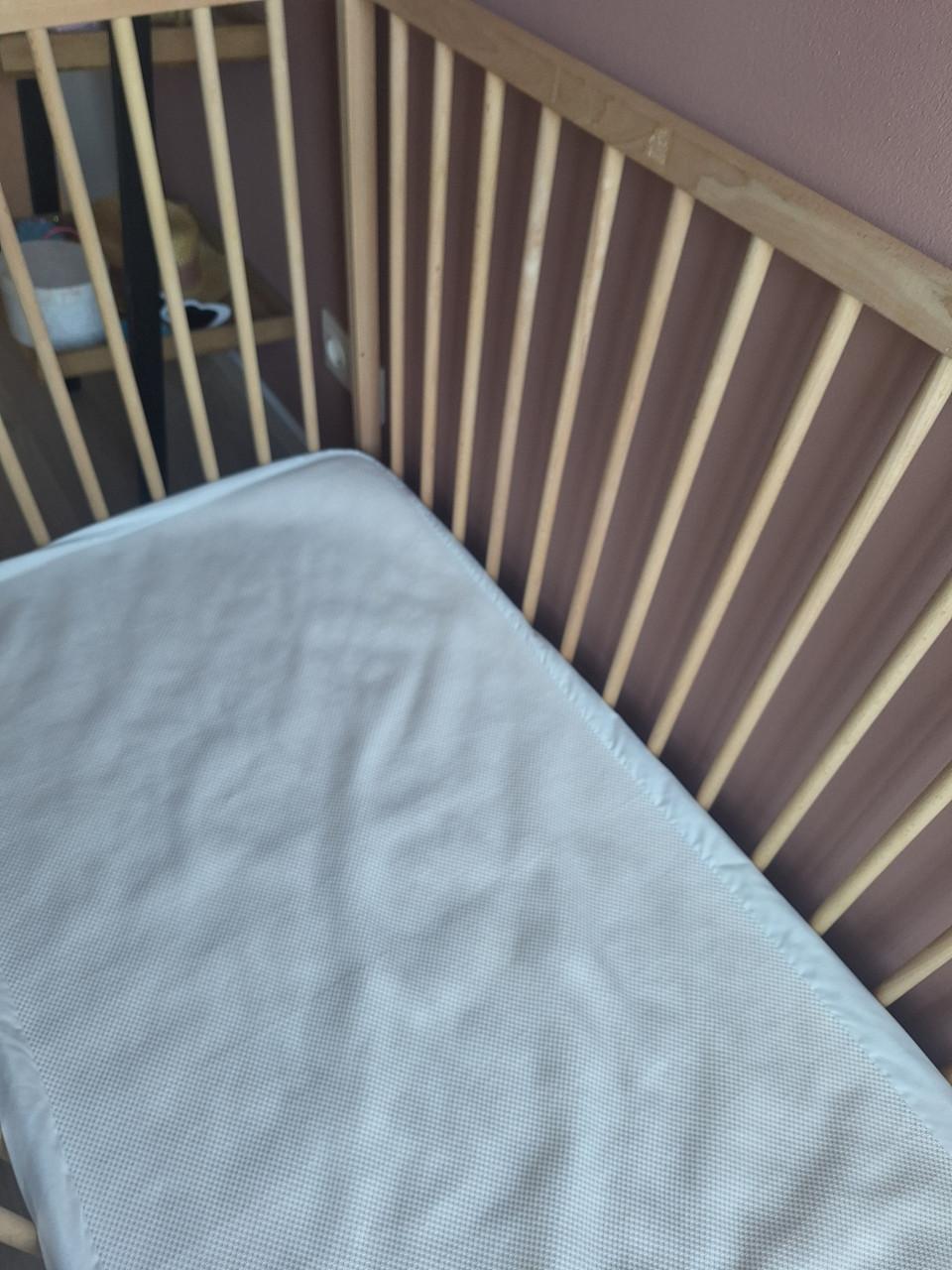 KEA SNIGLAR Ledikant + Luxe HIMLAVALV Matras