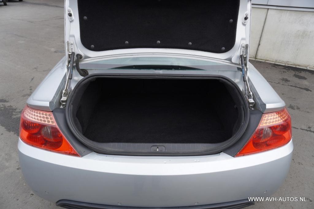 Peugeot 407 coupé 2.2-16v référence