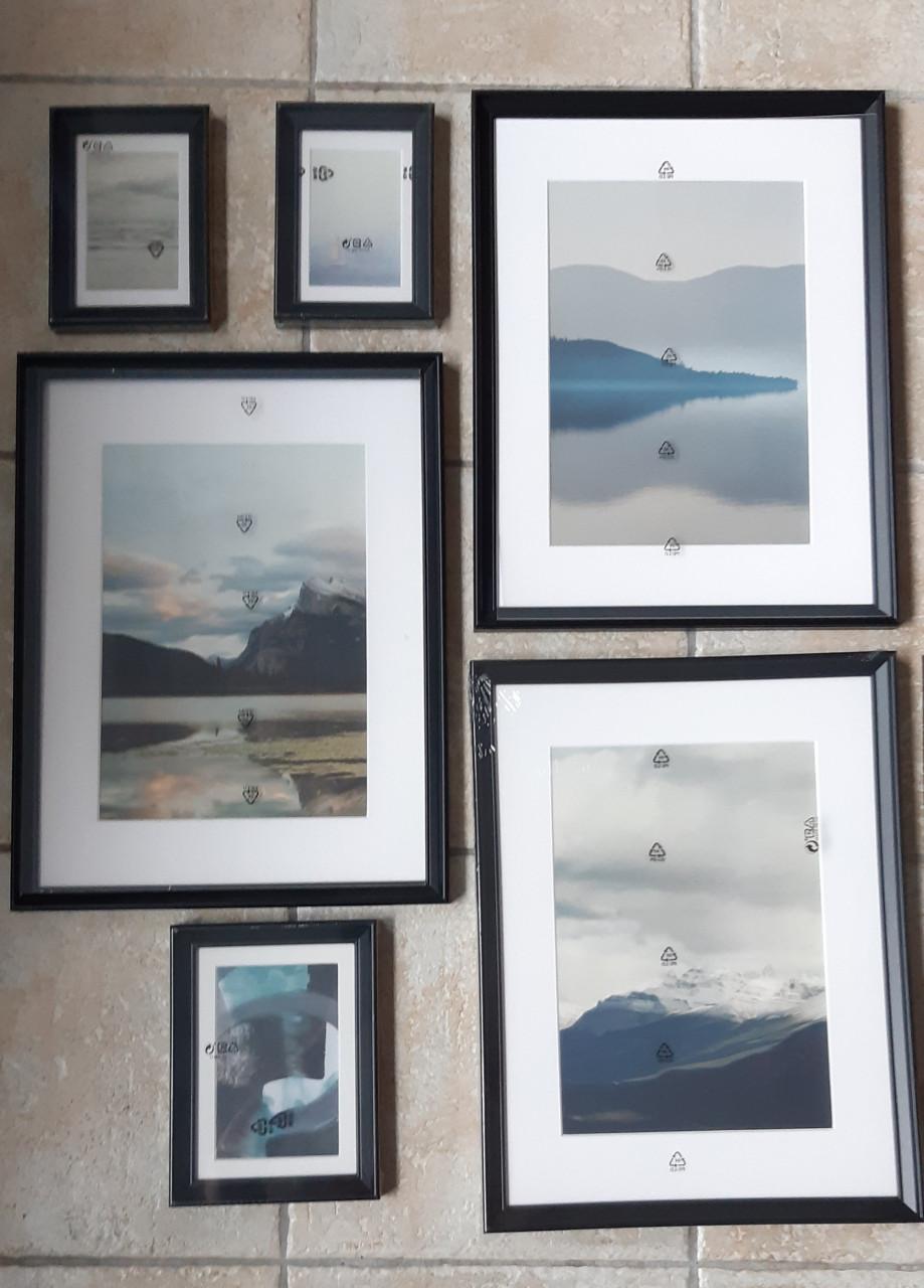 Ikea KNOPPÄNG zwarte lijsten met afbeelding, set van 8.