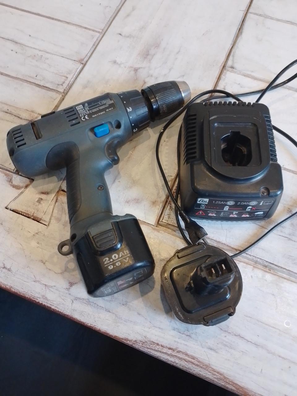 Accu boormachine Elu (Dewalt)