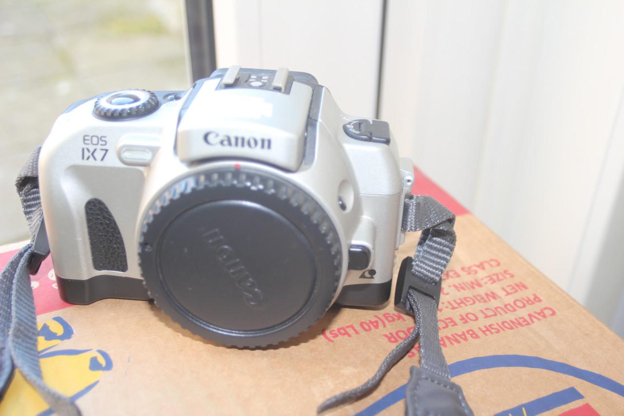 Canon eos 1x7