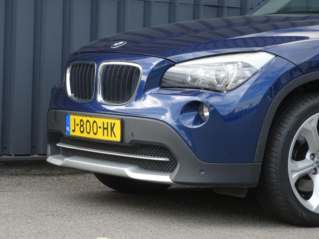 BMW X1 sdrive18i executive | bluetooth | stoelverwarming | 18"