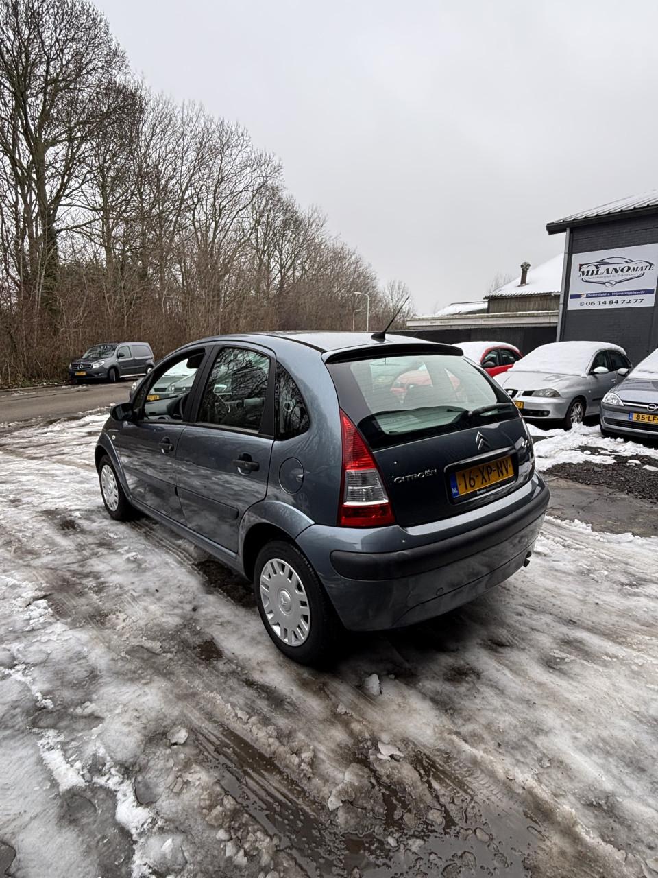 Citroen c3 met een jaar apk!