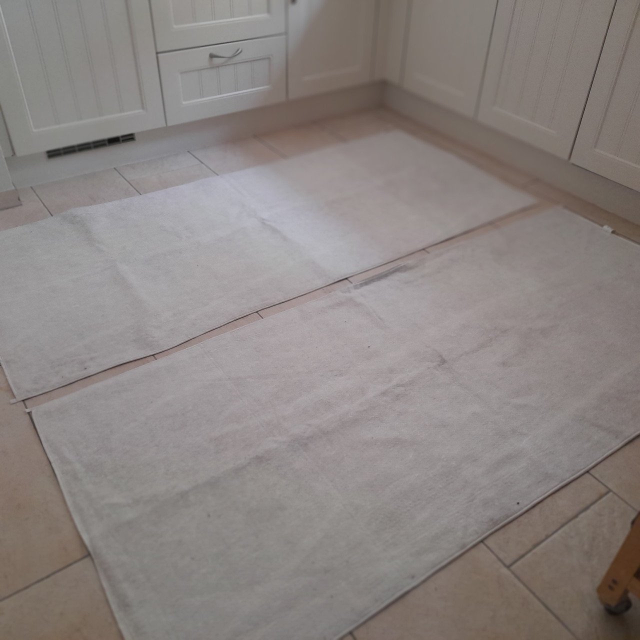Matras onderleggers met noppen antislip en zonder noppen ( i.g.st.)