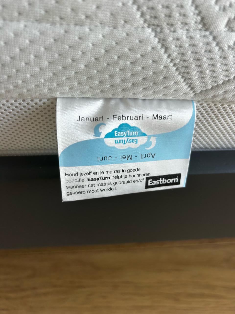 Auping tweepersoonsbed incl. Eastborn matrassen