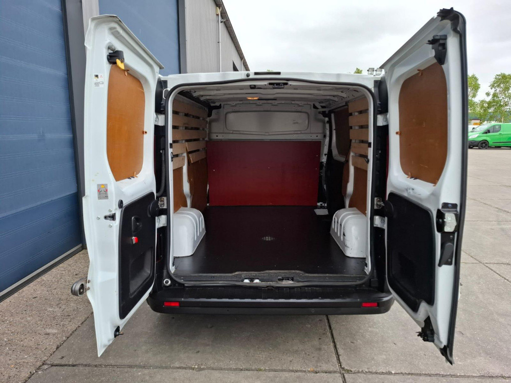 Renault Trafic 1.6 dci 95 t29 l1h1 comfort airco / cruise controle / navi /