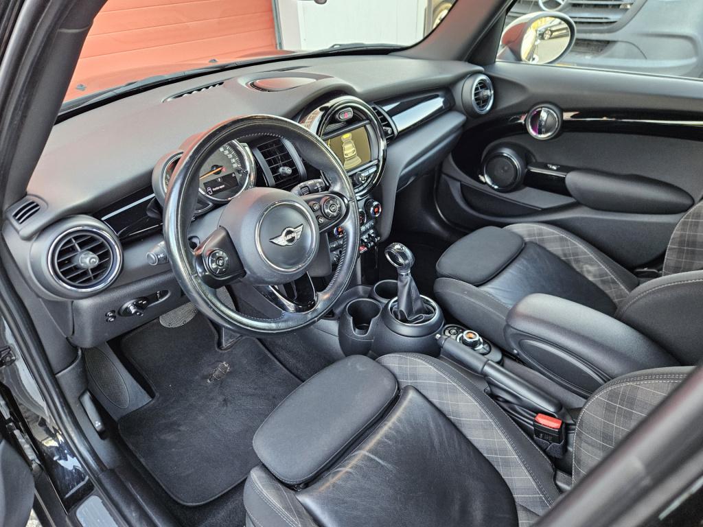 Mini 5-deurs 1.5 cooper pepper serious business | keyless | rijklaar inclus