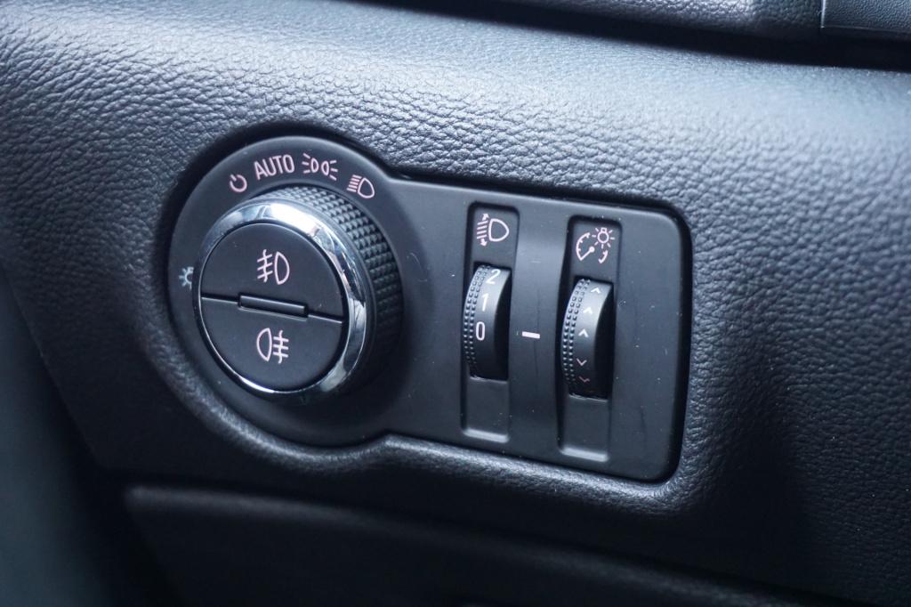 Opel Astra sports tourer 1.4 turbo sport airco / cruise / navi / elektr. ra