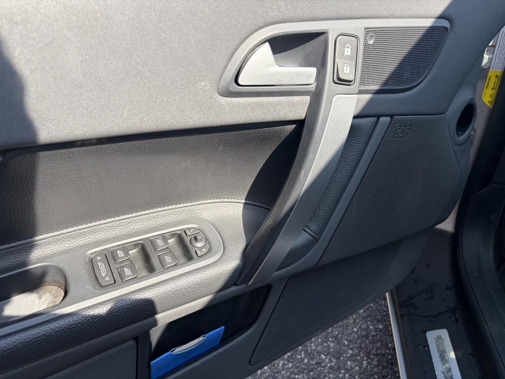 Volvo C70 convertible 2.4i momentum
