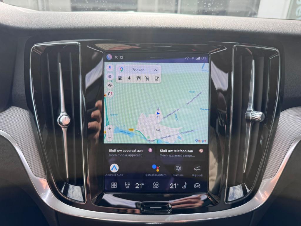 Volvo V60 2.0 t6 recharge awd inscription expression