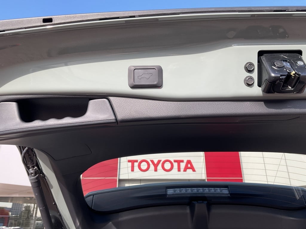 Toyota Rav4 demo | 2.5 hybrid awd adventure | innovation pakket |