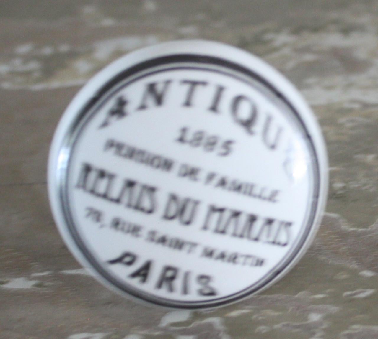 Deurknop rond antiek parijs