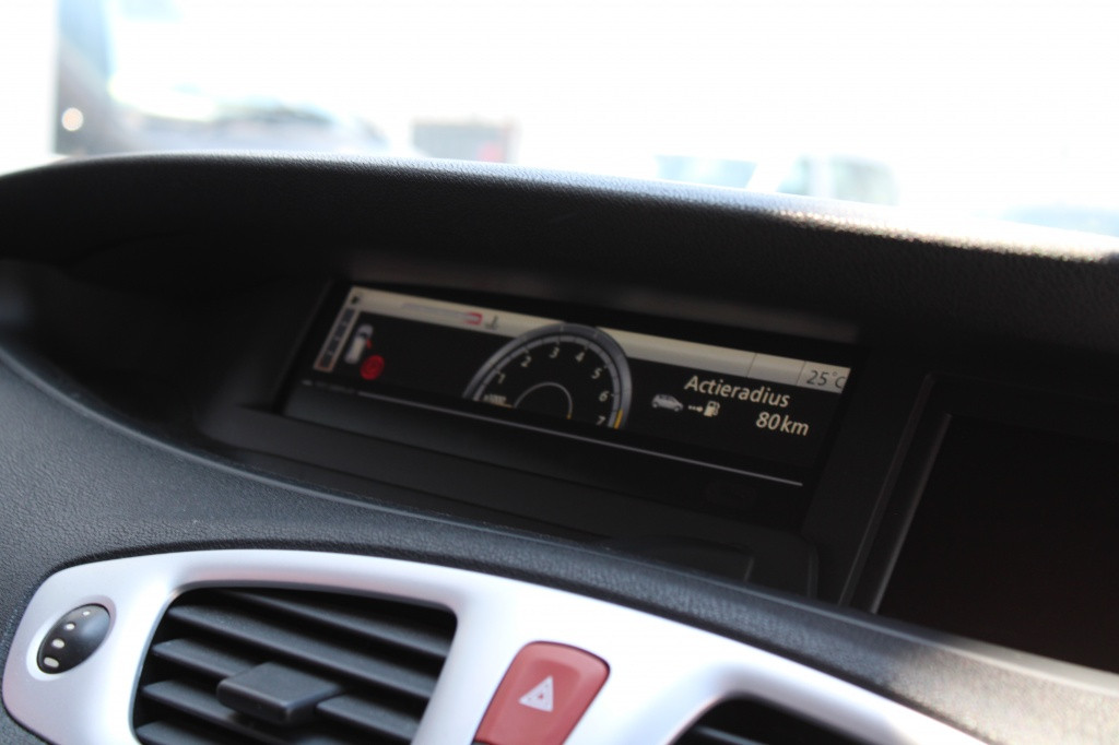 Renault Grand Scenic 1.4 tce bns sport 7p