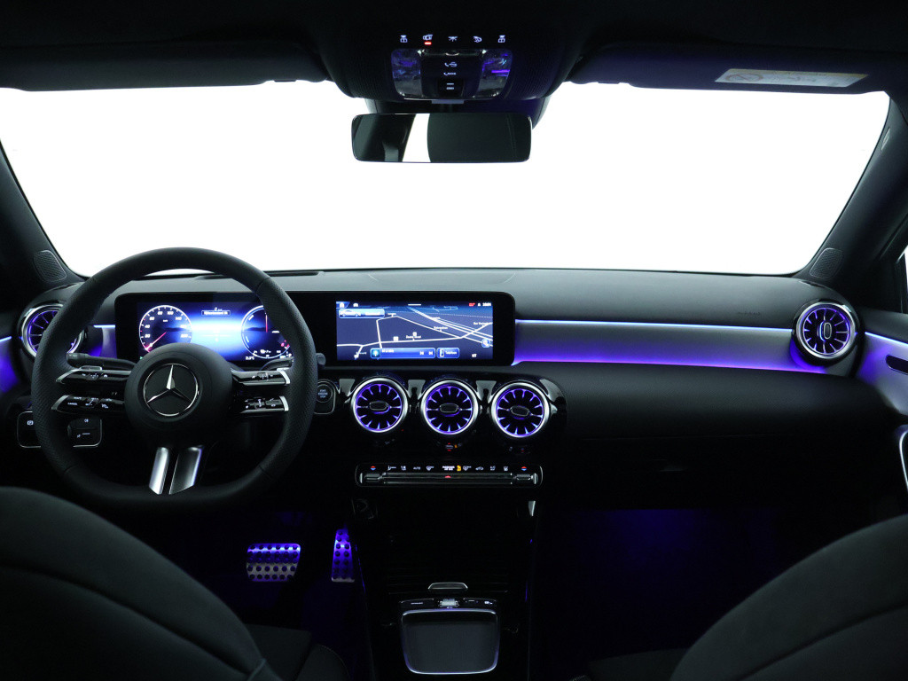 Mercedes-Benz A-Klasse 250 e business solution amg | trekhaak | amg line pl