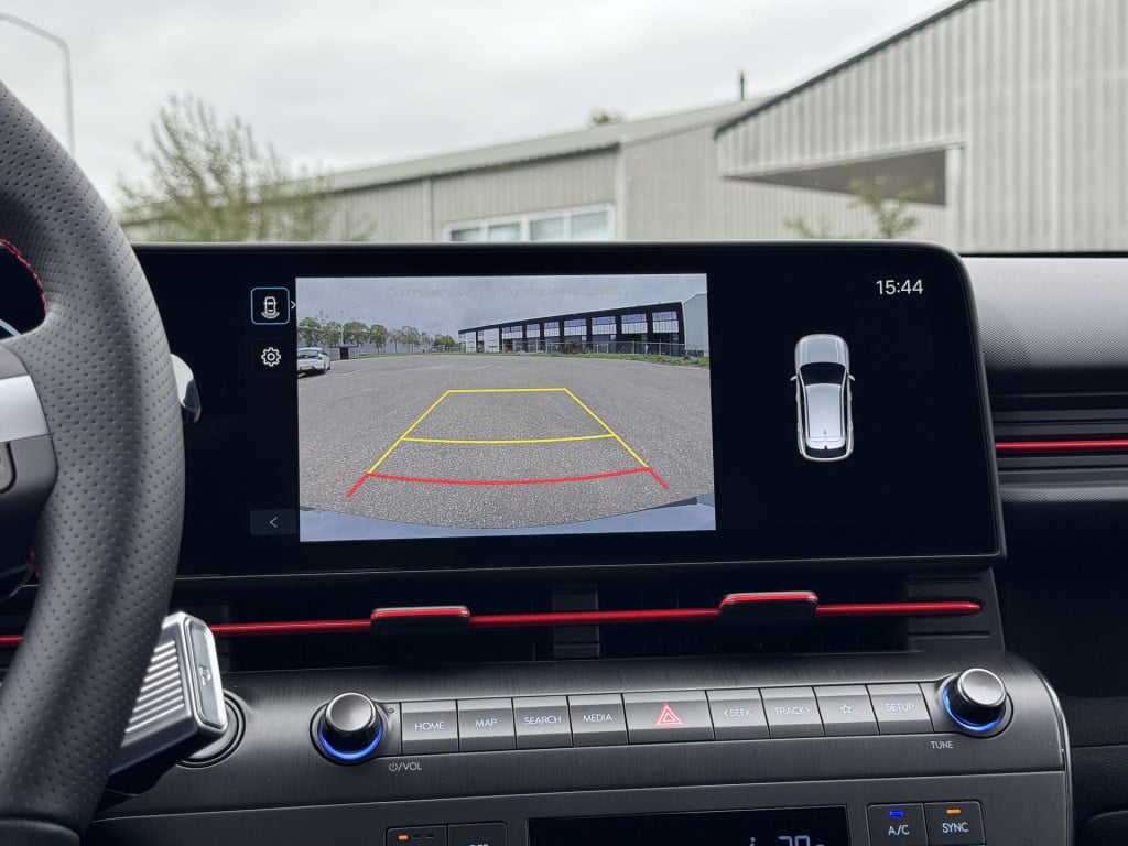 Hyundai Kona electric n line business 65.4 kwh