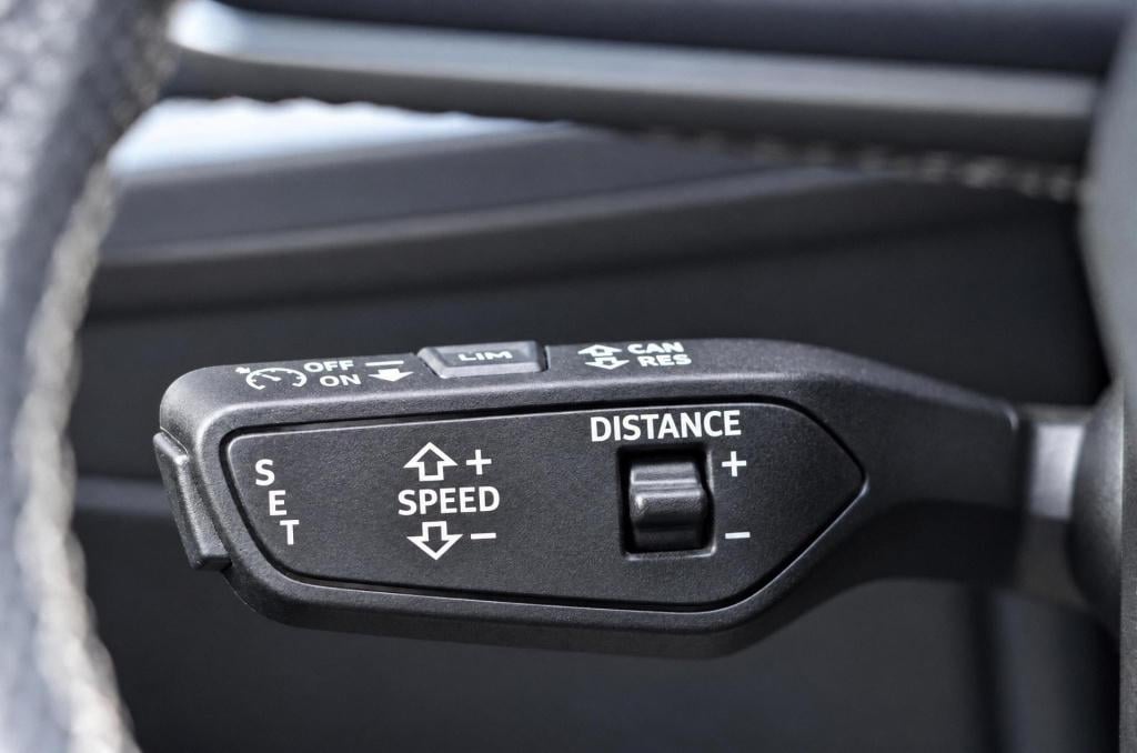 Audi A3 limousine 35 tfsi s edition 150pk s tronic