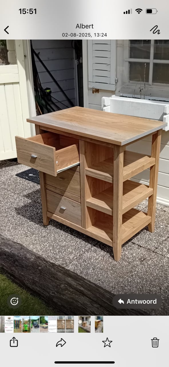 Degelijke kinder commode