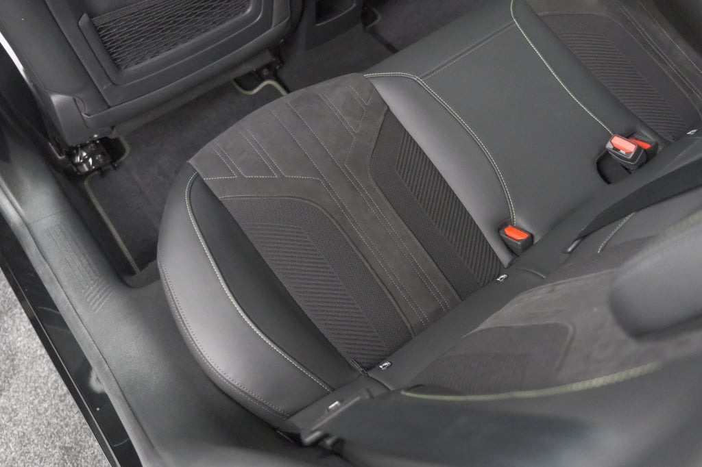 Peugeot 408 puretech gt 130 eat8 | 360 camera | rgr comfortstoelen | elektr