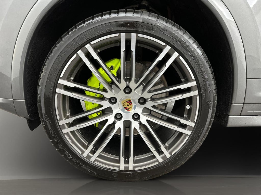 Porsche Cayenne 3.0 s e-hybrid panorama bose luchtvering trekhaak