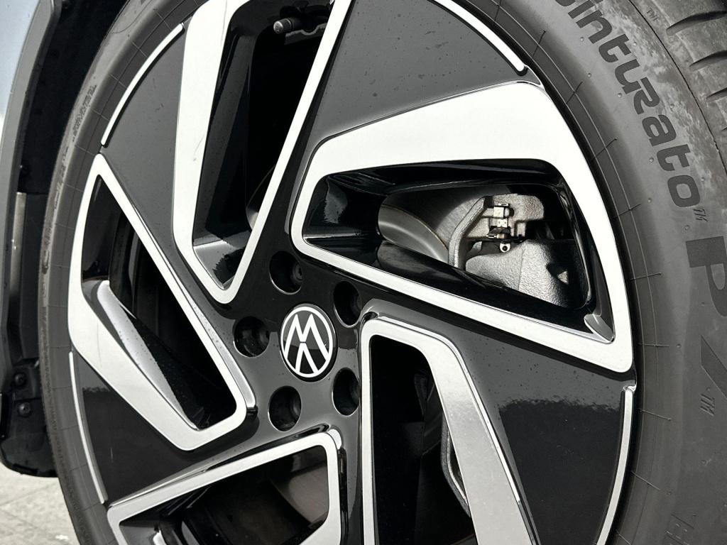 Volkswagen Id.7 tourer pro business 77 kwh black style pakket