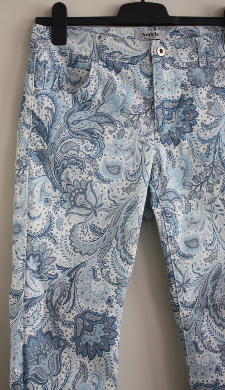 Broek met wit en blauwe print  maat 38