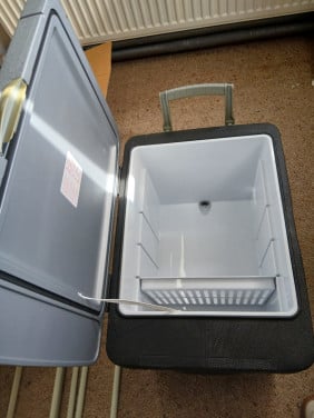 Elektrische koelbox zeer net weinig gebruikt