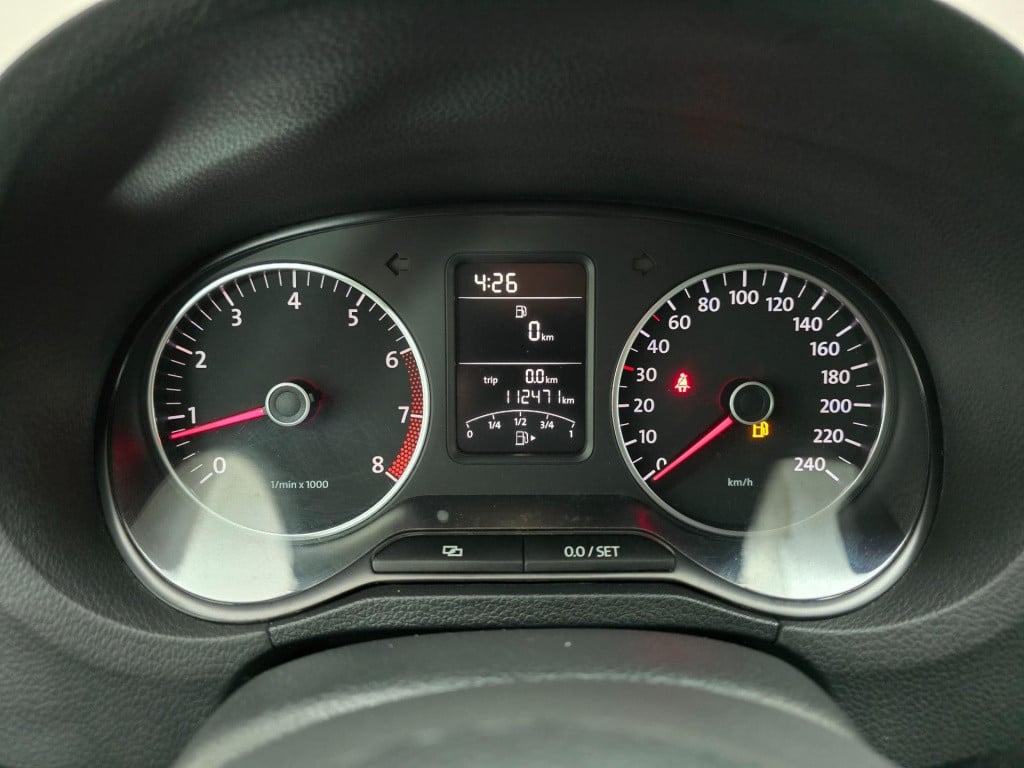 Volkswagen Polo occasion 1.2 tsi highline met cruisecontrol en 5 deurs zwar
