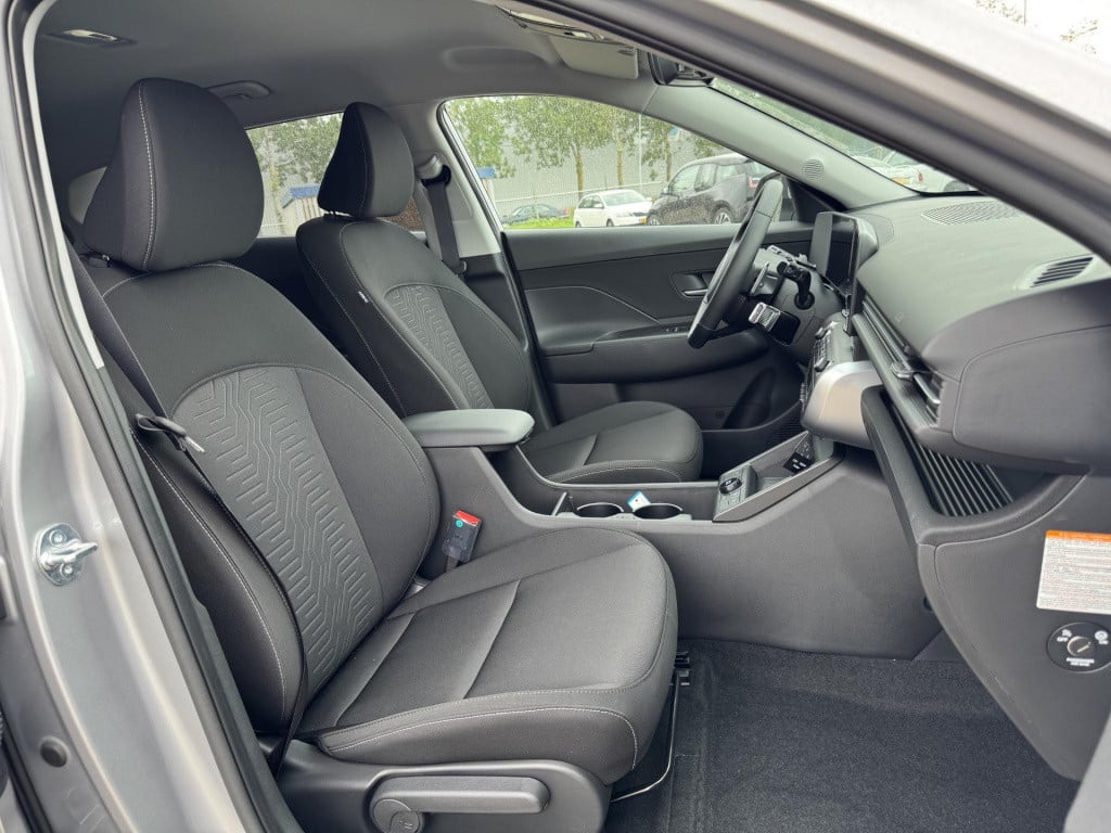 Hyundai Kona electric pure edition 65.4 kwh