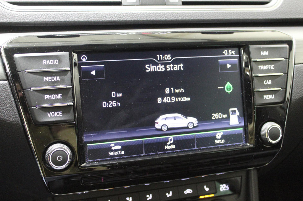 Skoda Superb combi style 1.4 tsi act