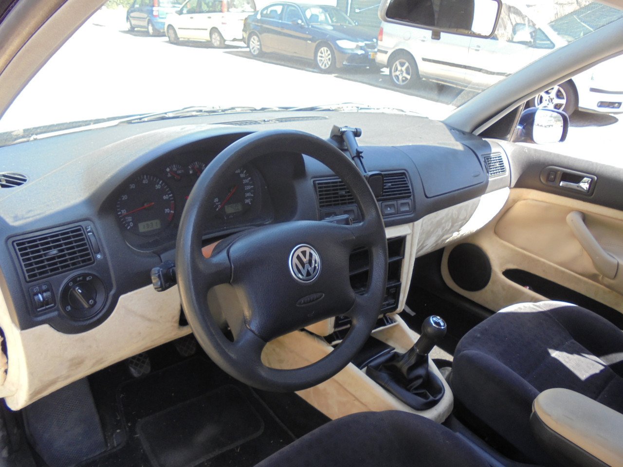 Golf station 1.6-16V ZO MEENEEM Auto ,Auto rijd en schakeld 100% € 595