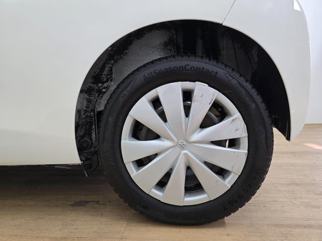 Toyota Aygo occasion 1.0 vvt-i x-play | tweedehands toyota aygo wit | autom