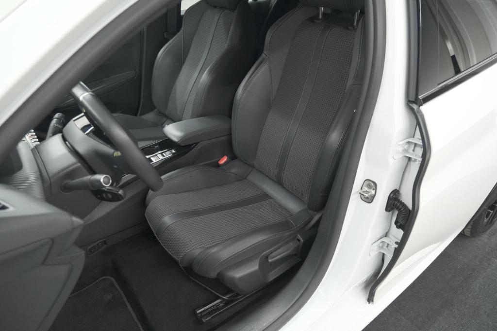 Peugeot 208 ev gt 50 kwh | 93,7% soh | black pack | dodehoekdetectie | came