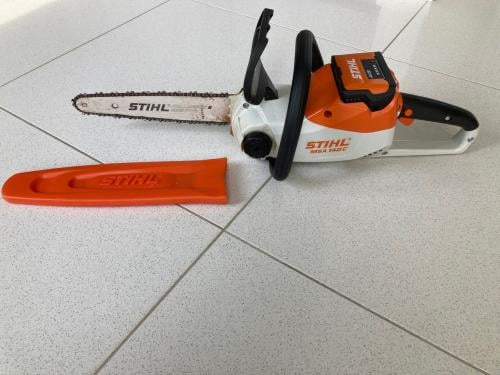 Stihl MSA 140 Kettingzaag incl AK 20 en lader