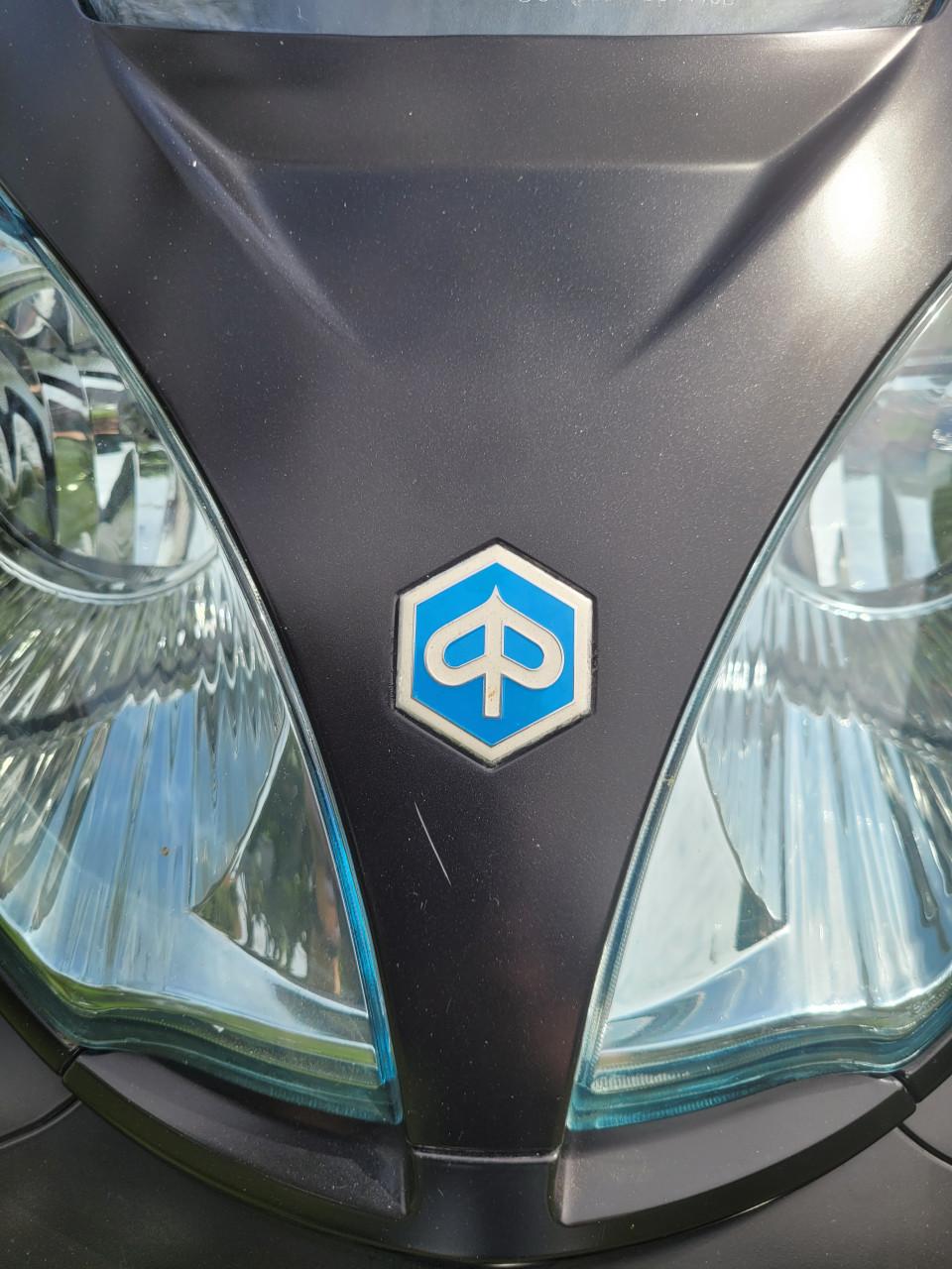 Aangeboden: Prachtige 2010 Piaggio MP3 - Klaar voor de zomer!