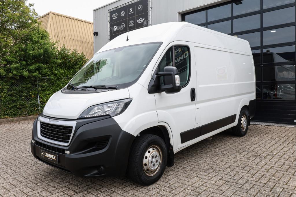 Peugeot Boxer 330 2.2 bluehdi 140 l2h2 premium volle inrichting i trekhaak 