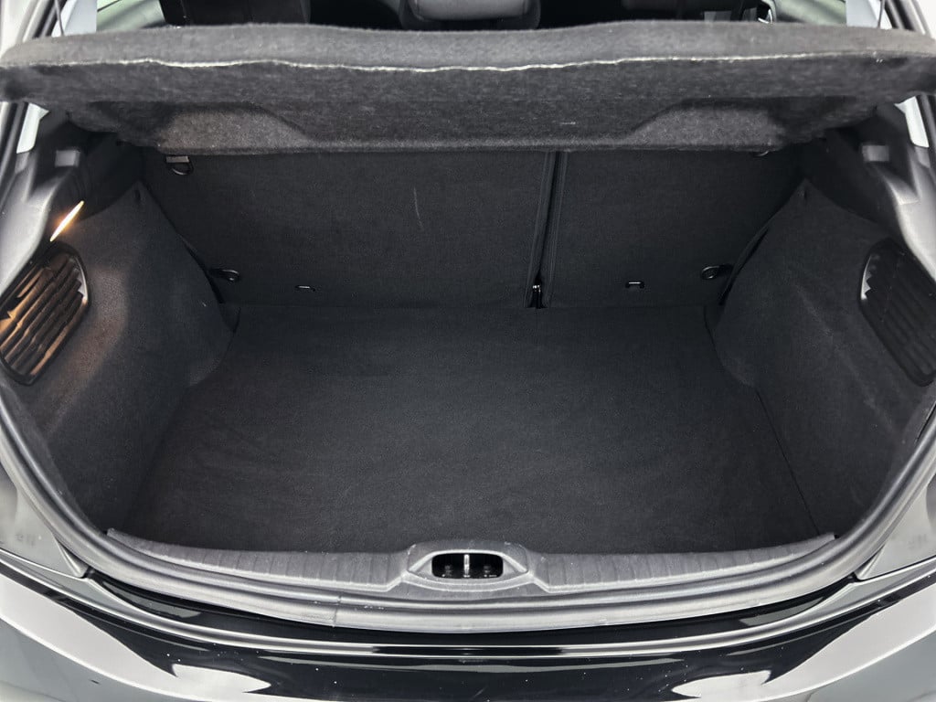 Peugeot 208 110pk automaat allure | rijklaar | panoramadak | navi | achteru