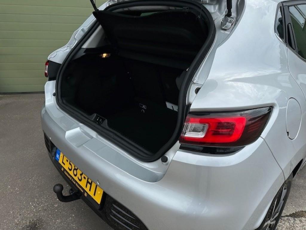 Renault Clio 0.9 tce intense lednavleder int.trekhaak