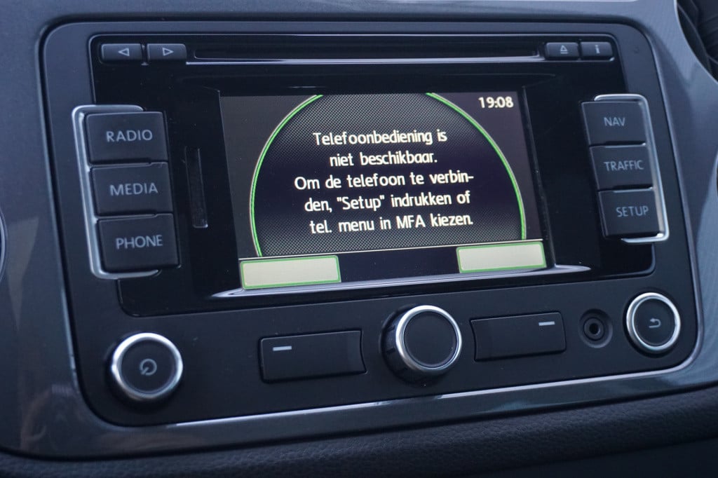 Volkswagen Tiguan 1.4 tsi sport&style airco / navi / cruise / pano / lane a