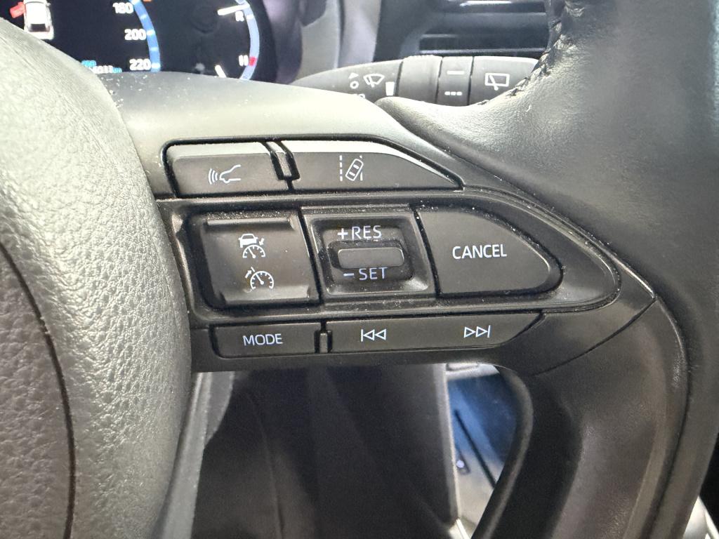 Toyota Yaris Cross 1.5 hybrid executive aut. | half-lederen bekleding | nav