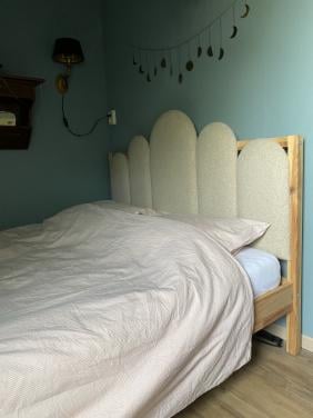 Mooi tweepersoonsbed 140